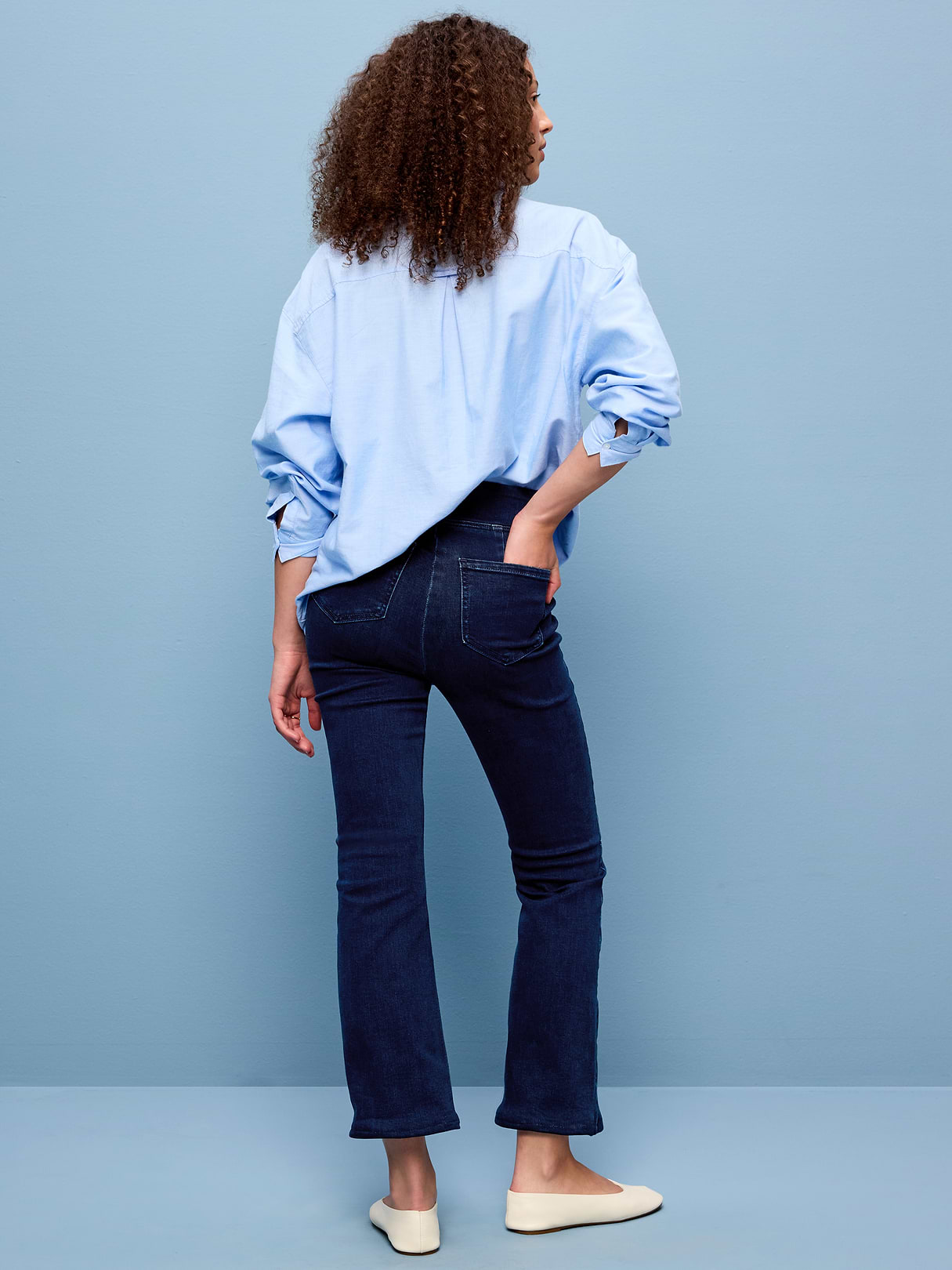 High-Waisted Weekender Pull-On Crop Flare Jeans - Dark Wash