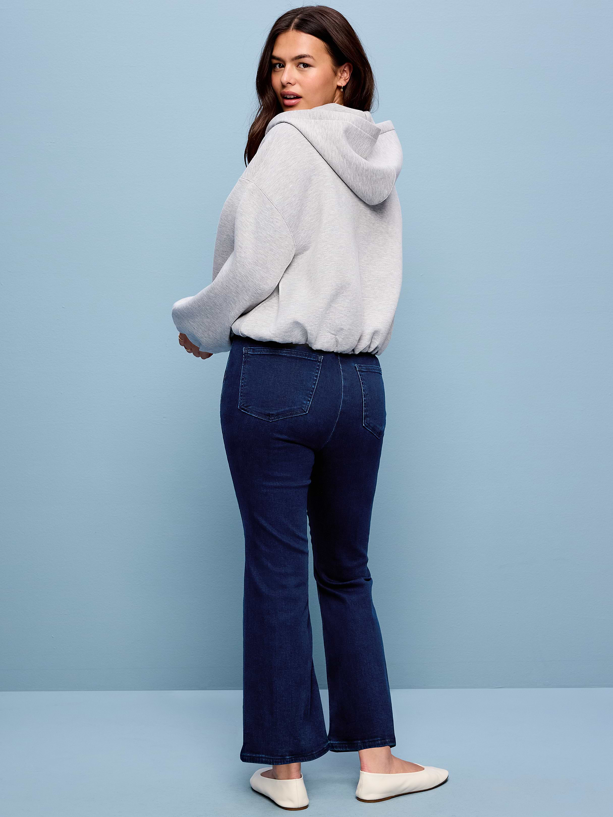High-Waisted Weekender Pull-On Crop Flare Jeans - Dark Wash