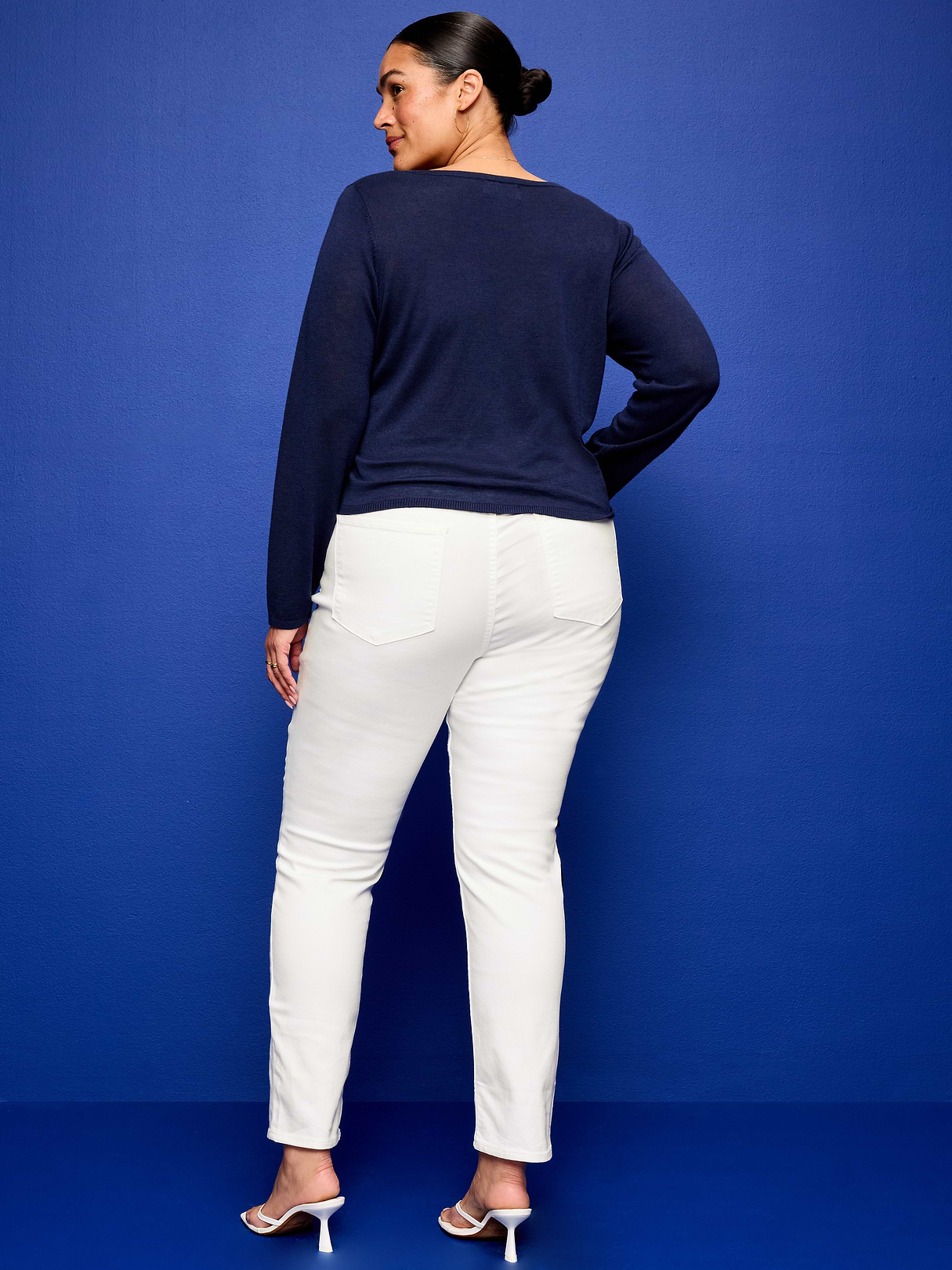 High-Waisted Wow Straight Ankle Jeans - Calla Lily White