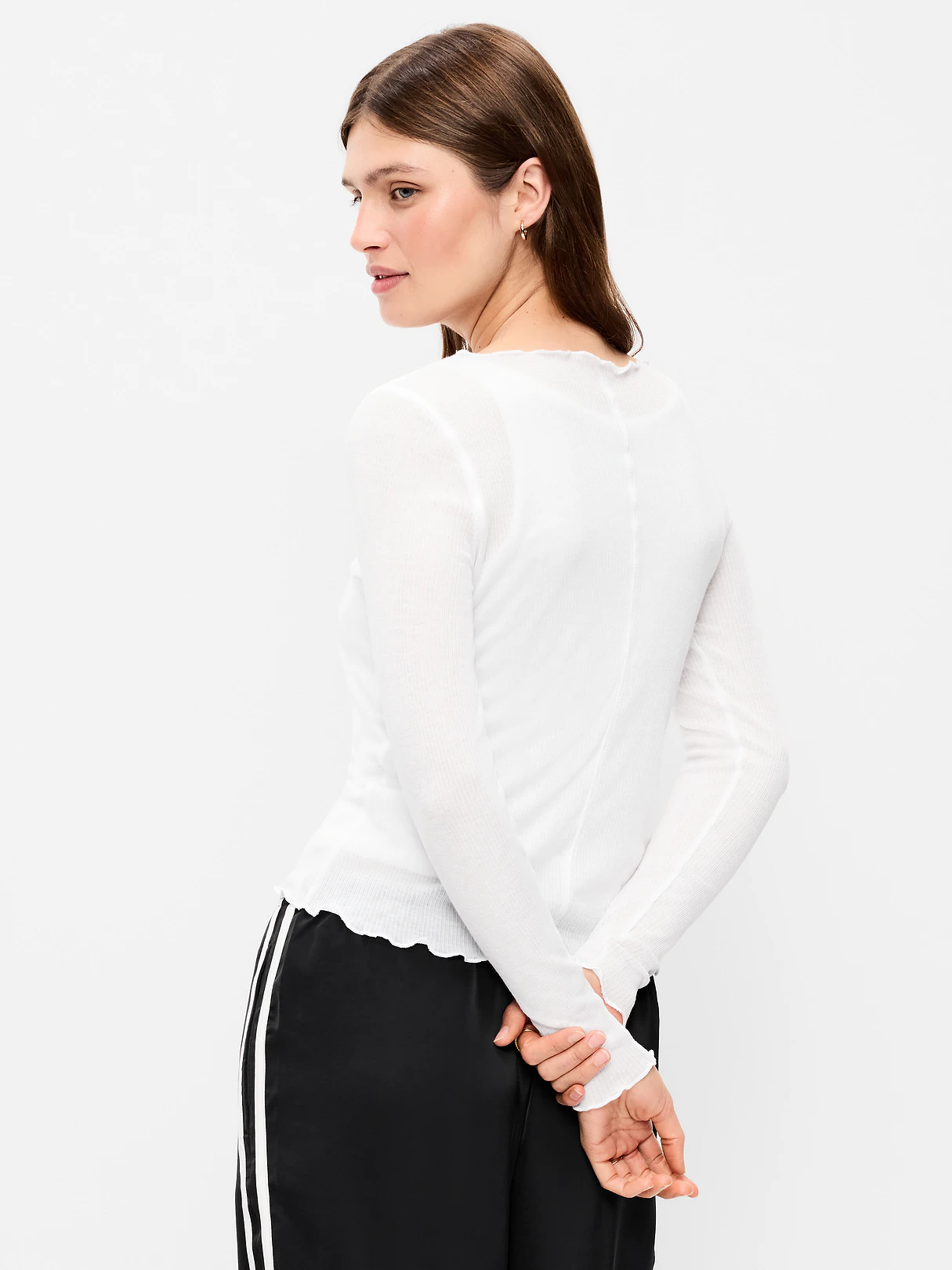 Lettuce-Edge Tissue T-Shirt - White Lilies