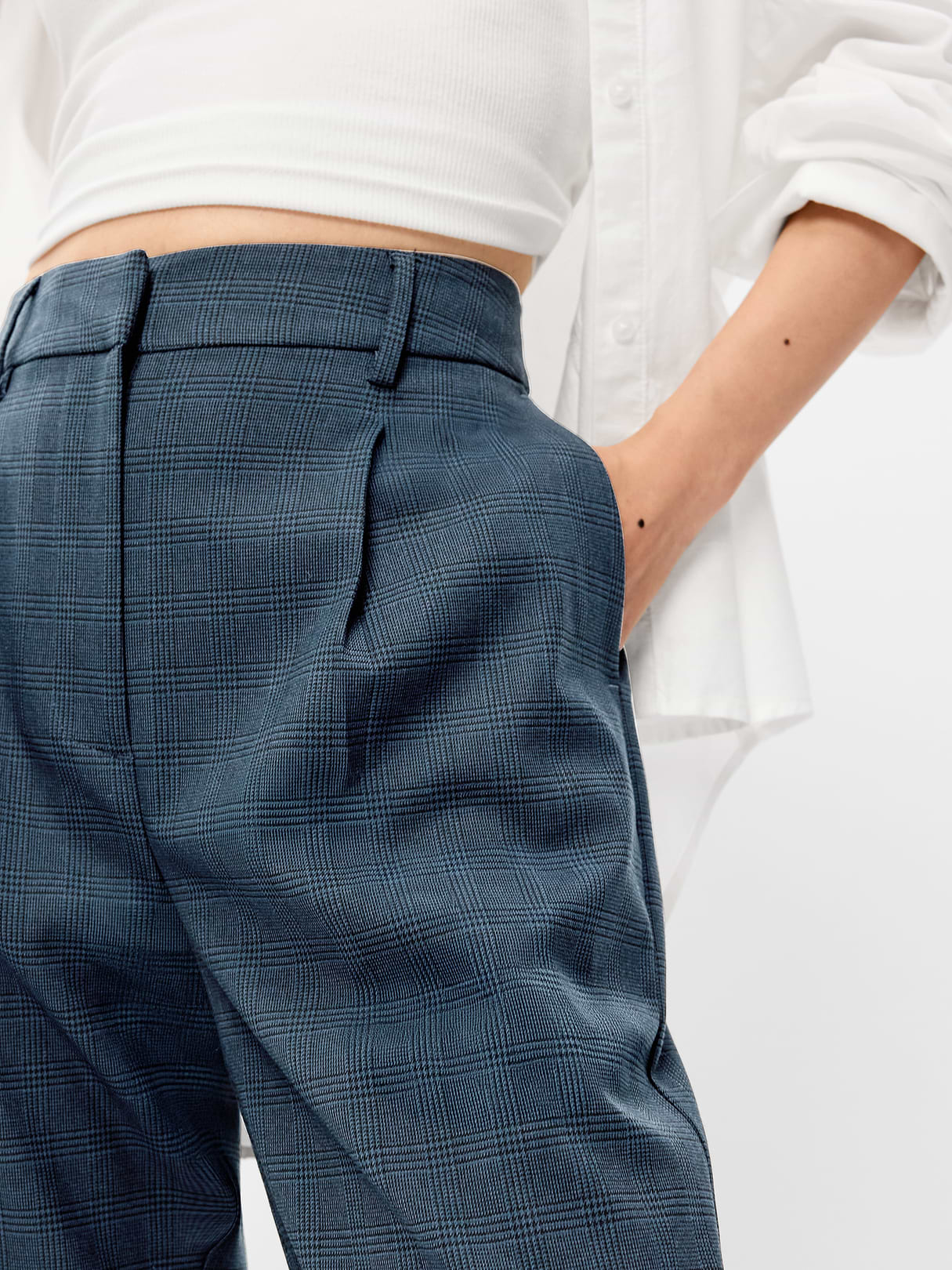 Extra High-Waisted Taylor Wide-Leg Trouser Pants - Navy Plaid