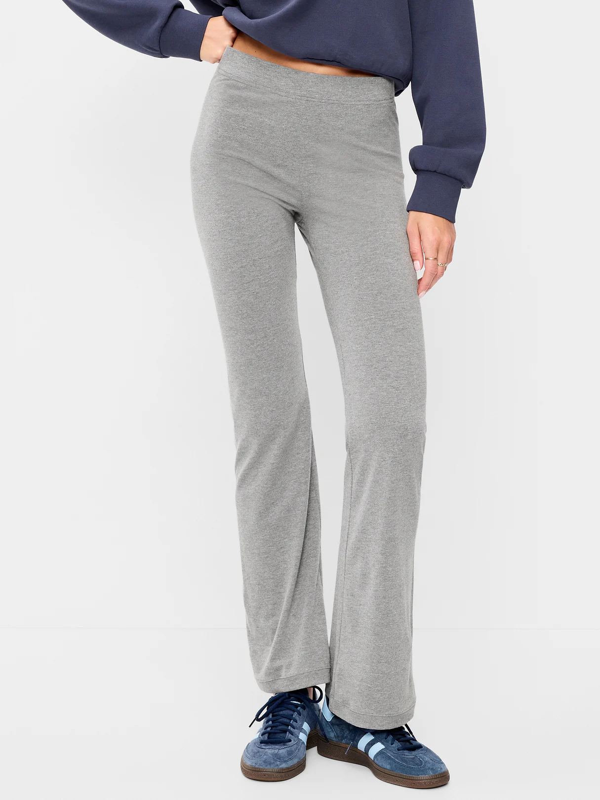 High-Waisted Flare Leggings - Classic Gray
