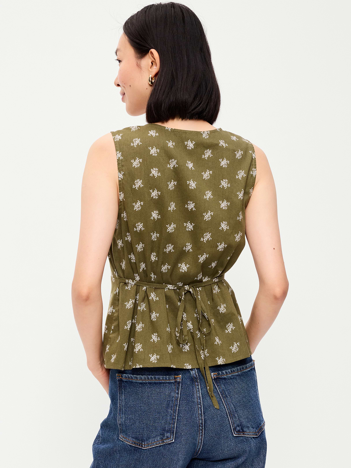 Sleeveless V-Neck Tie-Back Top - Green Floral