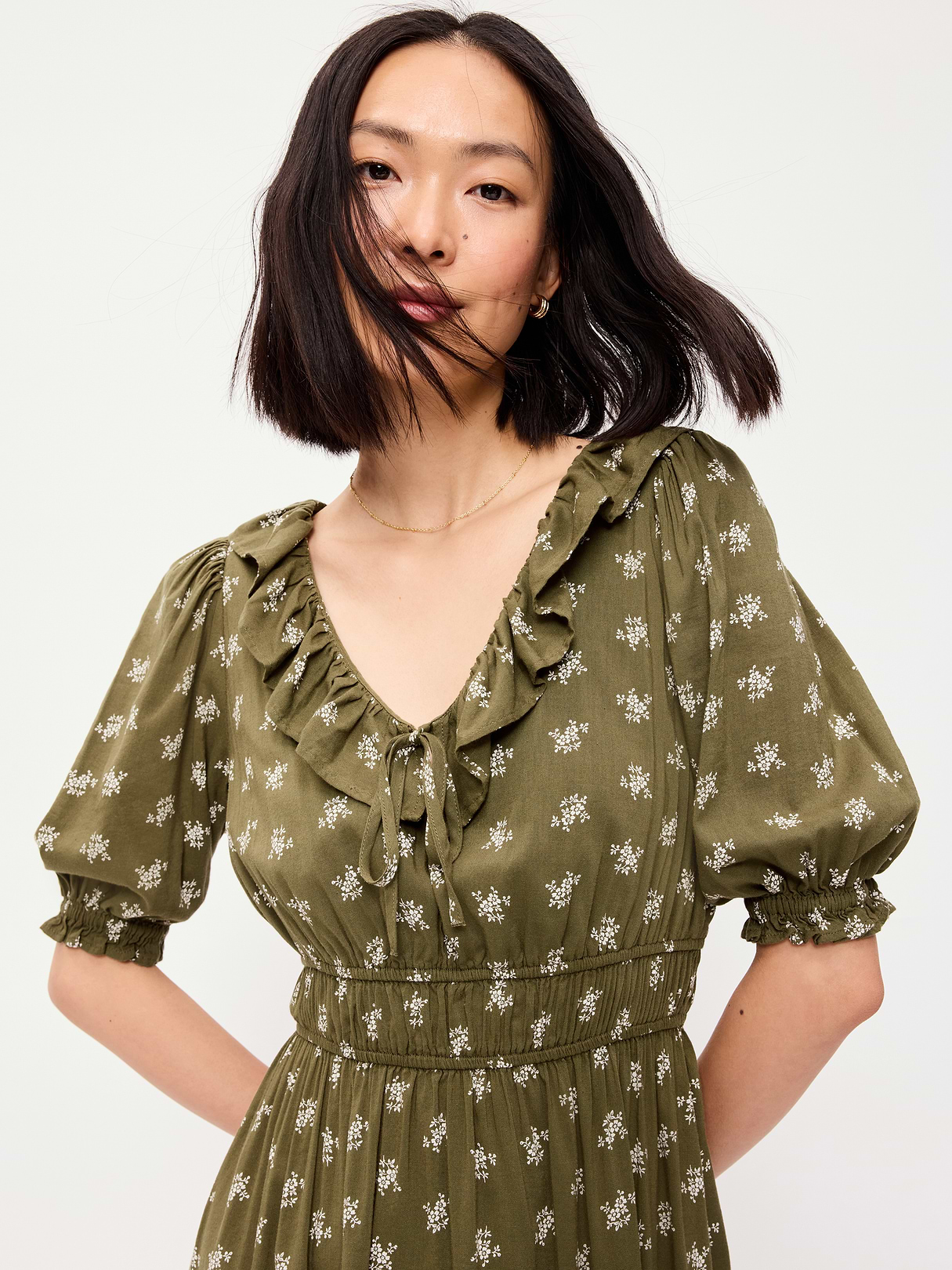 Ruffle-Collar Boho Maxi Dress - Green Floral