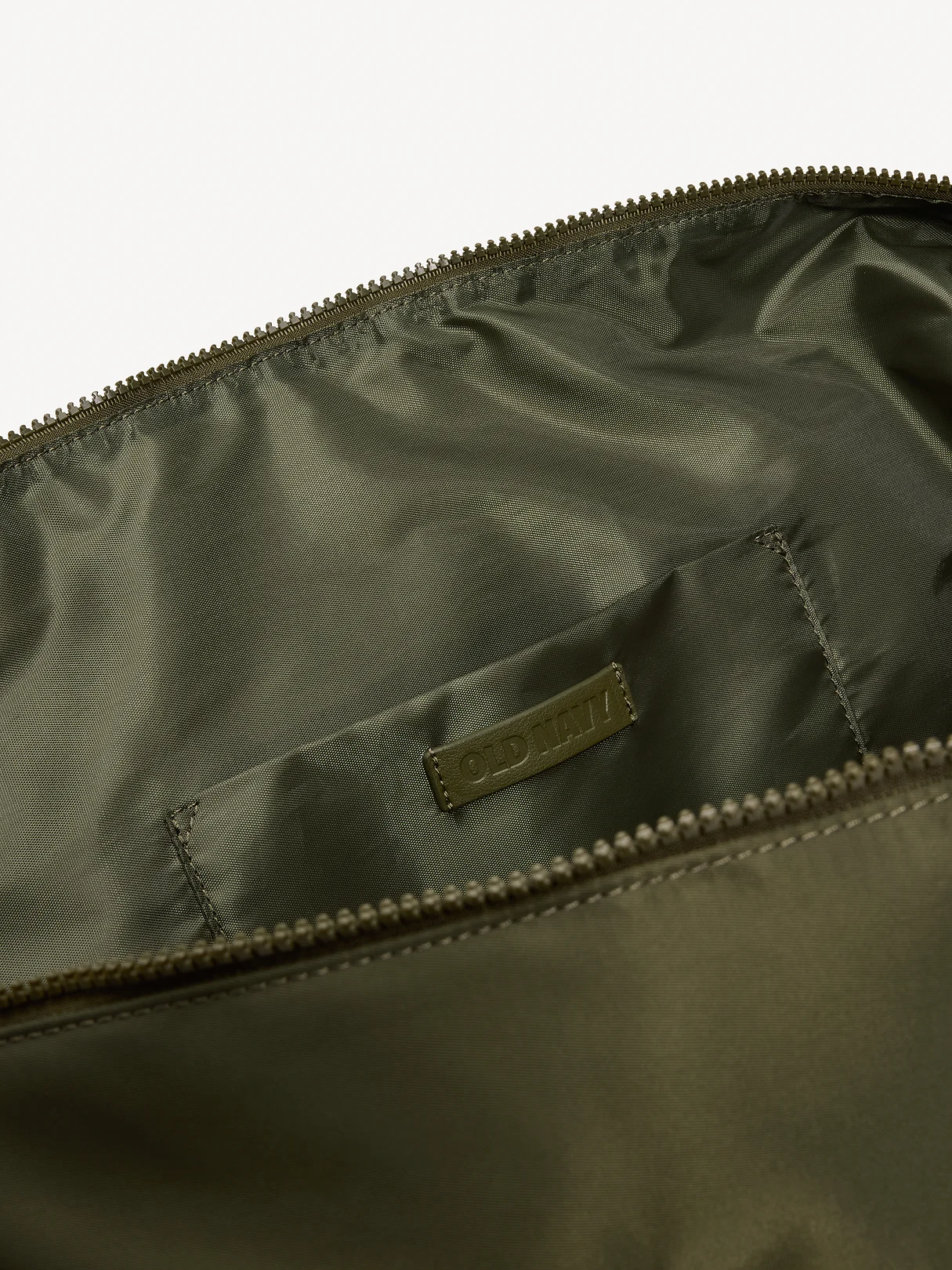 Weekender Bag - Hearthwood