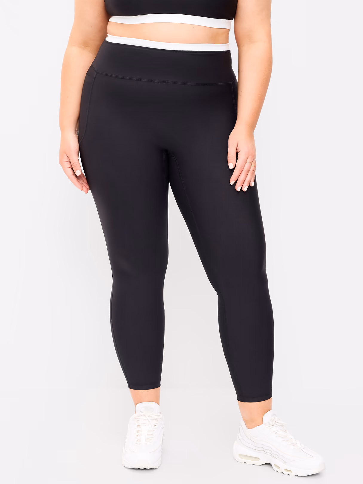 Extra-High Waisted PowerSoft Boundless 7/8 Leggings – No Front Seam - Black Jack