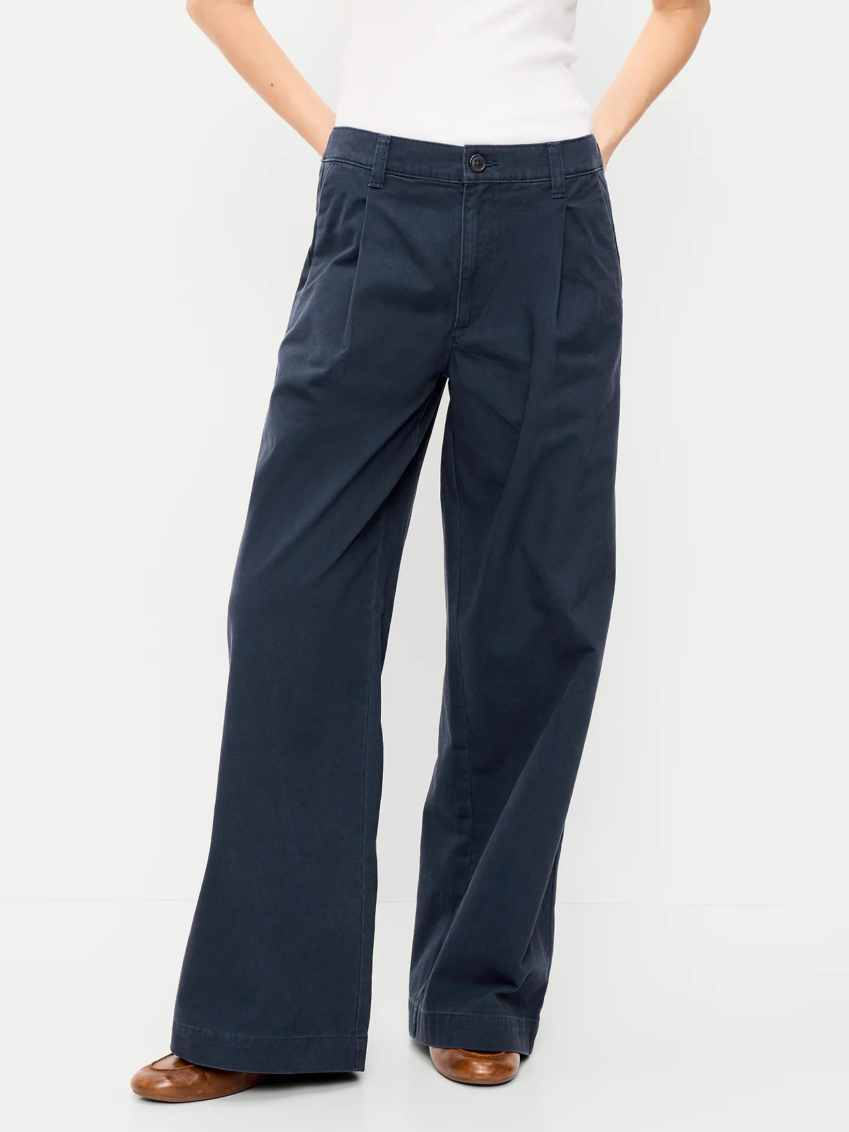 Mid-Rise Pleated Wide-Leg Pants - Navy Captain