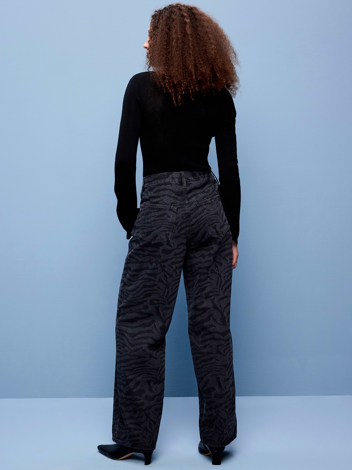High-Waisted Baggy Wide-Leg Jeans - Black Zebra
