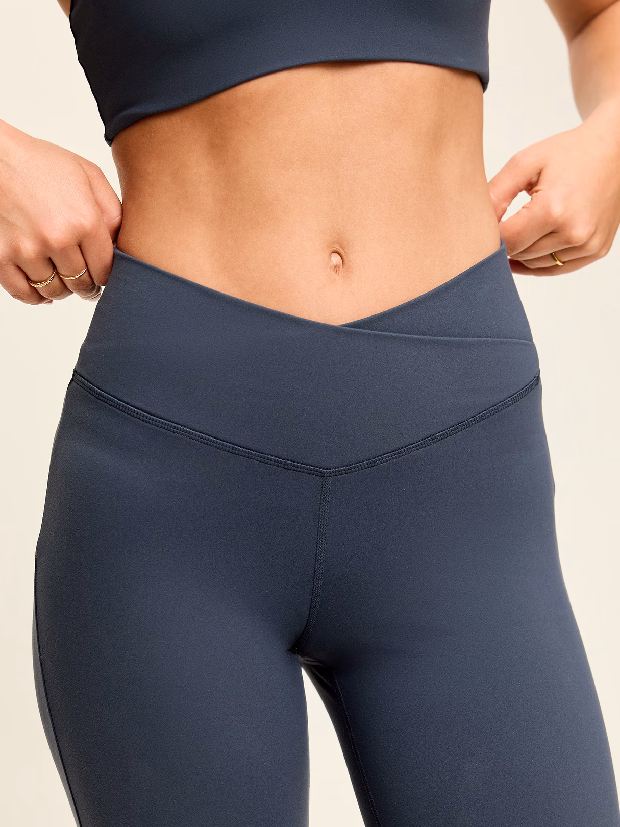 Crossover-Waist StudioSmooth Flare Leggings - Dusk Navy