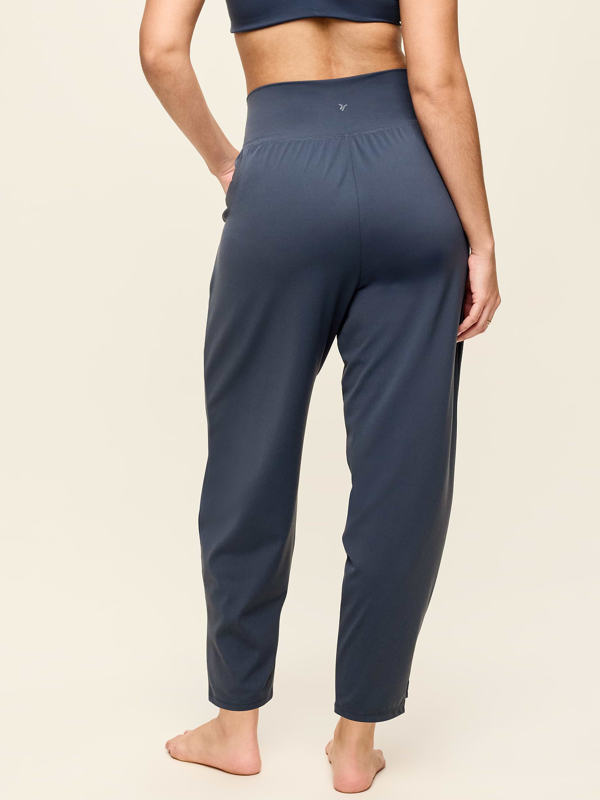 High-Waisted StudioSmooth Jogger - Dusk Navy