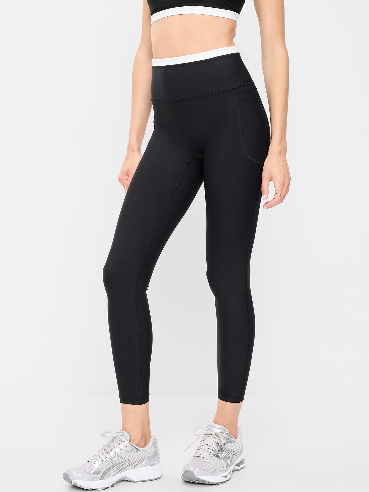 Extra-High Waisted PowerSoft Boundless 7/8 Leggings – No Front Seam - Black Jack