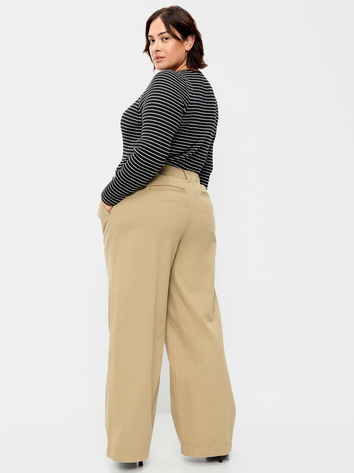 Mid-Rise Pleated Wide-Leg Pants - Teakwood