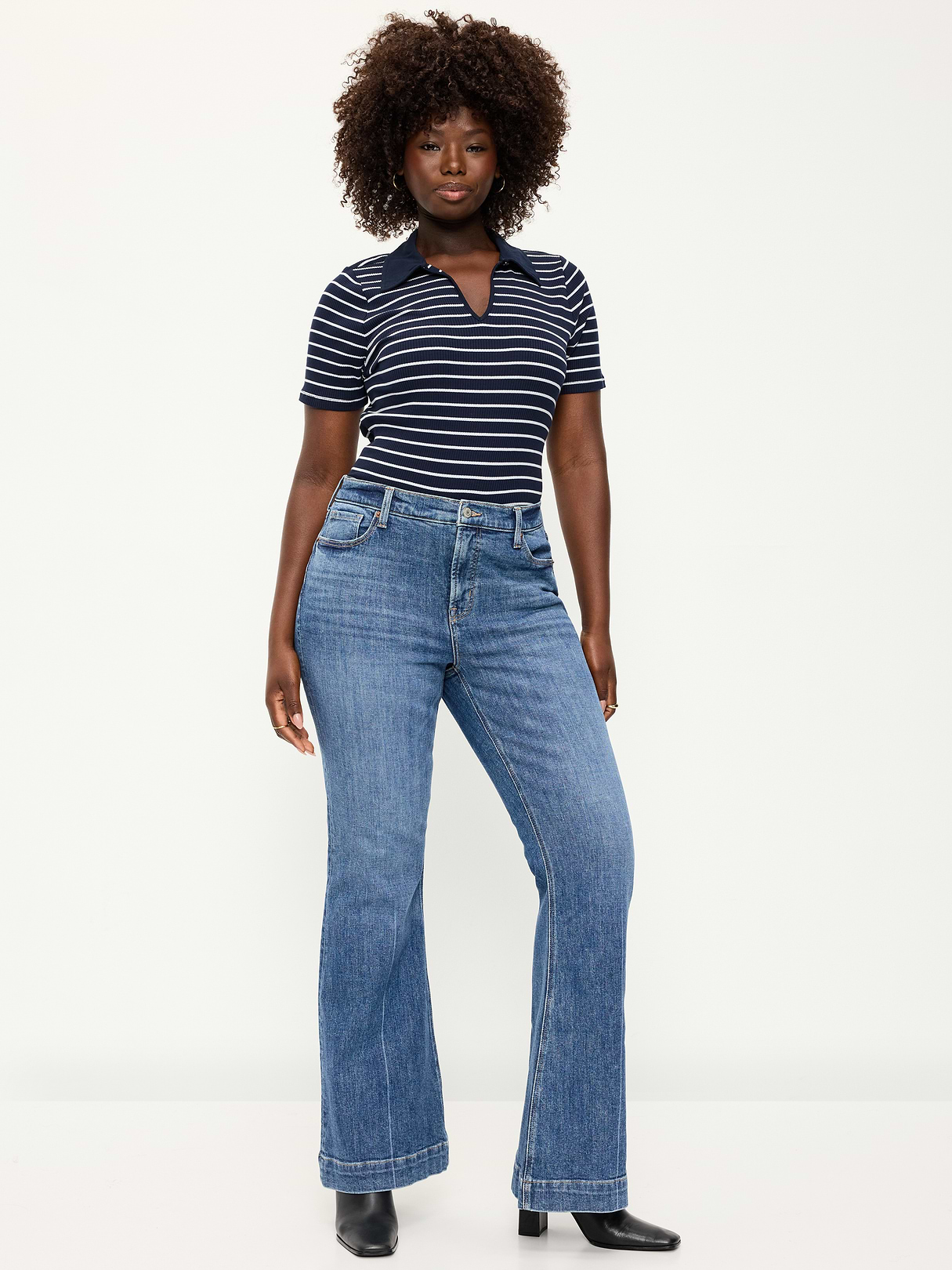 High-Waisted Flare Jeans - Clarice