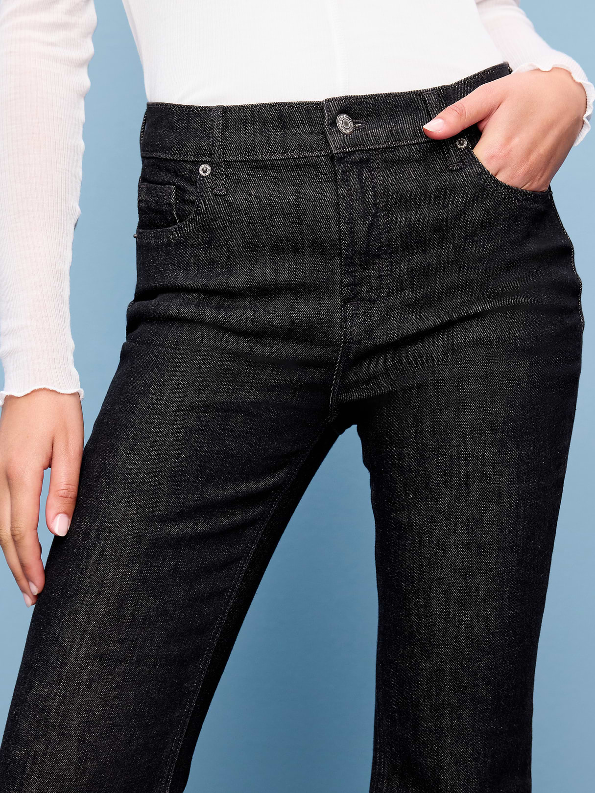 High-Waisted Flare Jeans - Bernie