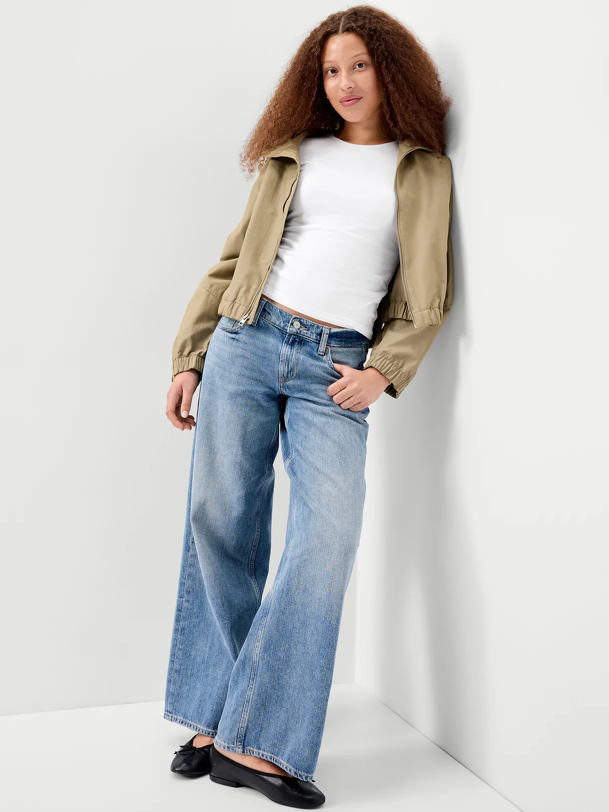 Hug Double-Layer Crew-Neck Long-Sleeve Top - White Lilies