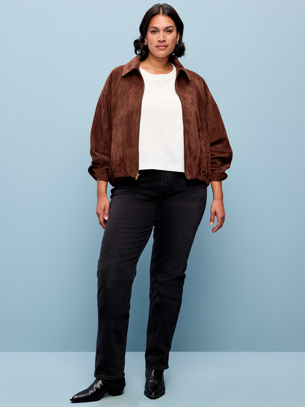Mid-Rise Straight Leg Jeans - Washed Black