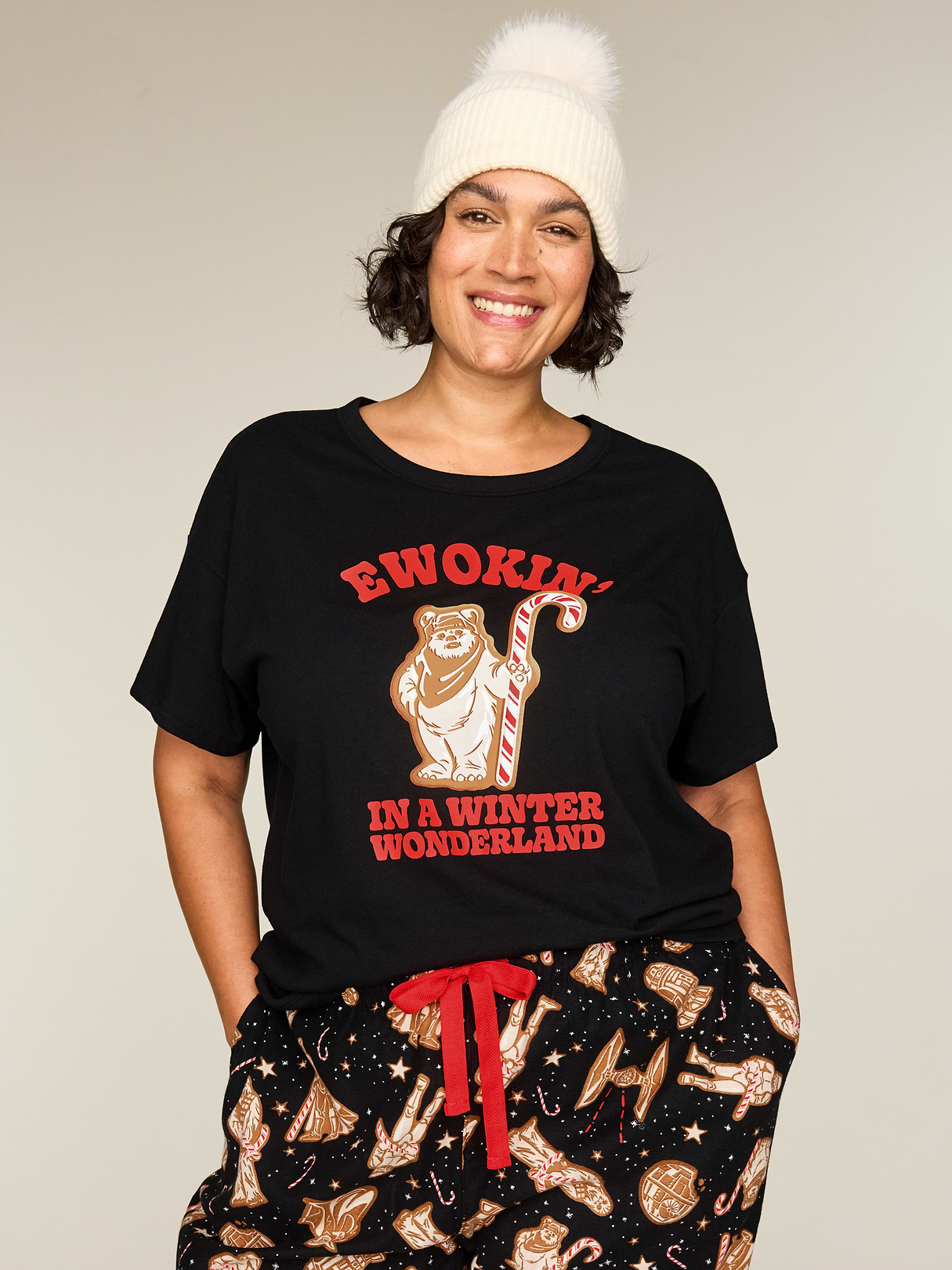 Old Navy x Disney Oversized Graphic T-Shirt for Women - Star Wars Cookie (Match the Fam!)