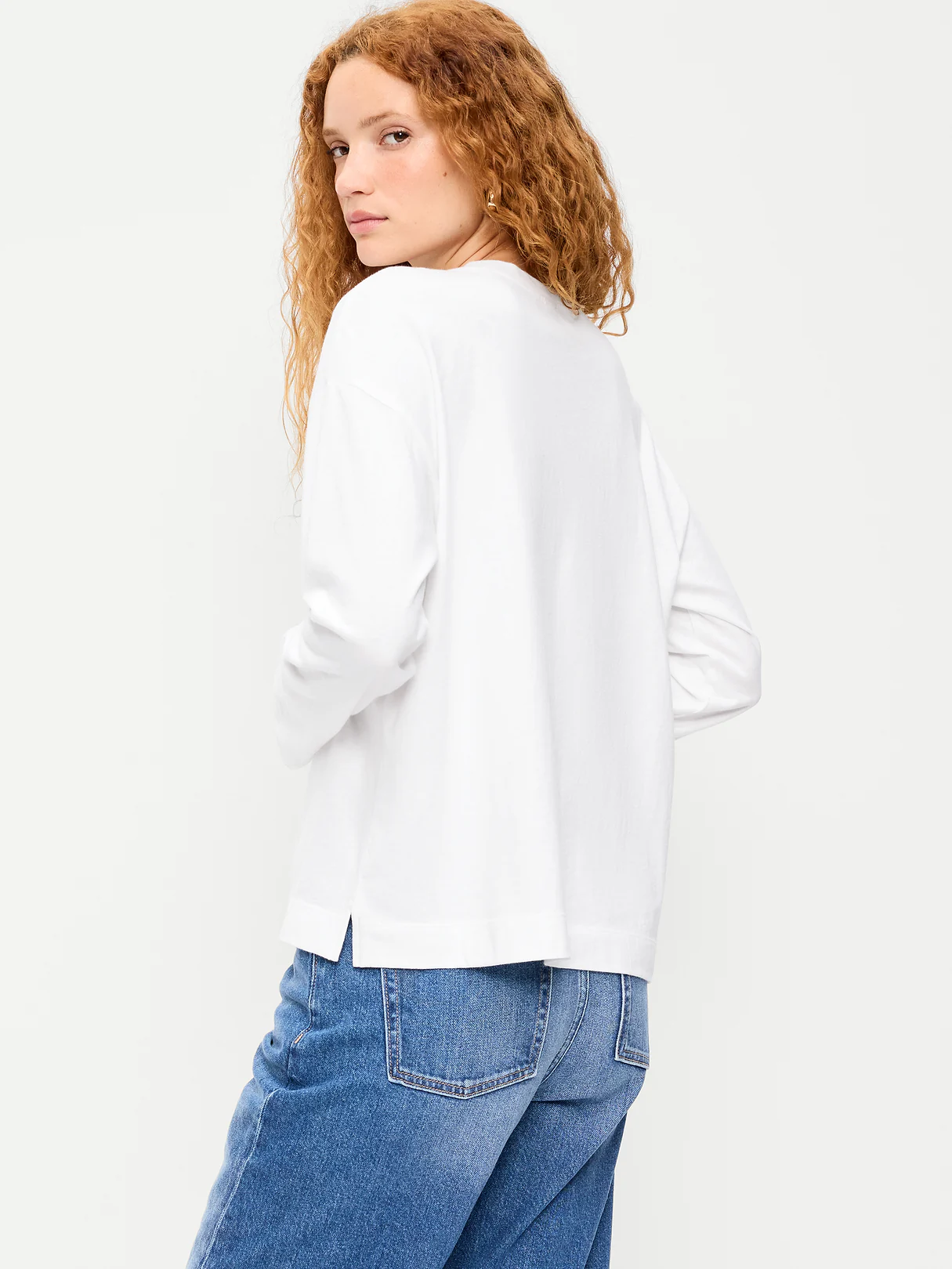 Vintage Long-Sleeve Crew-Neck T-Shirt - White Lilies