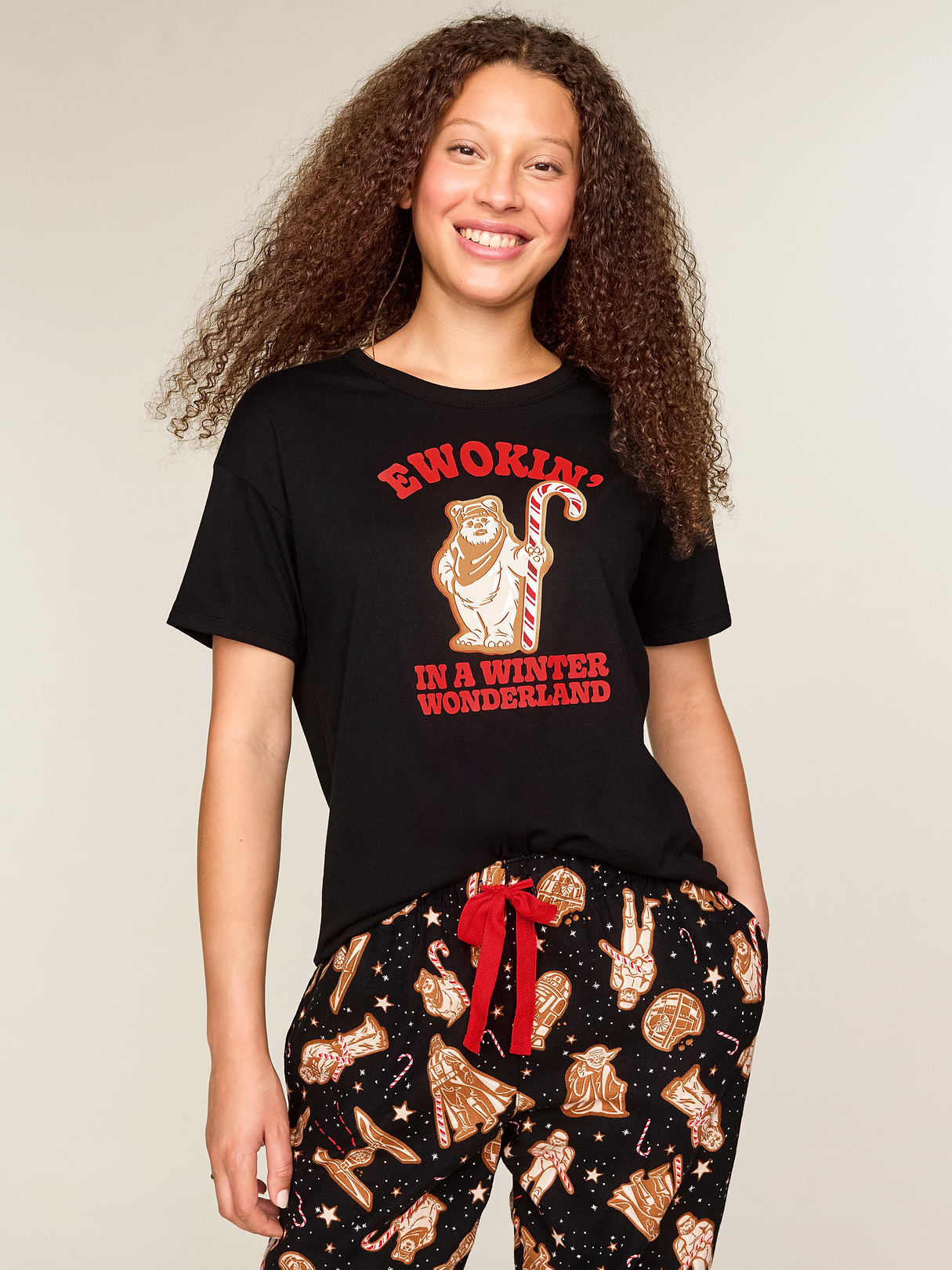 Old Navy x Disney Oversized Graphic T-Shirt for Women - Star Wars Cookie (Match the Fam!)