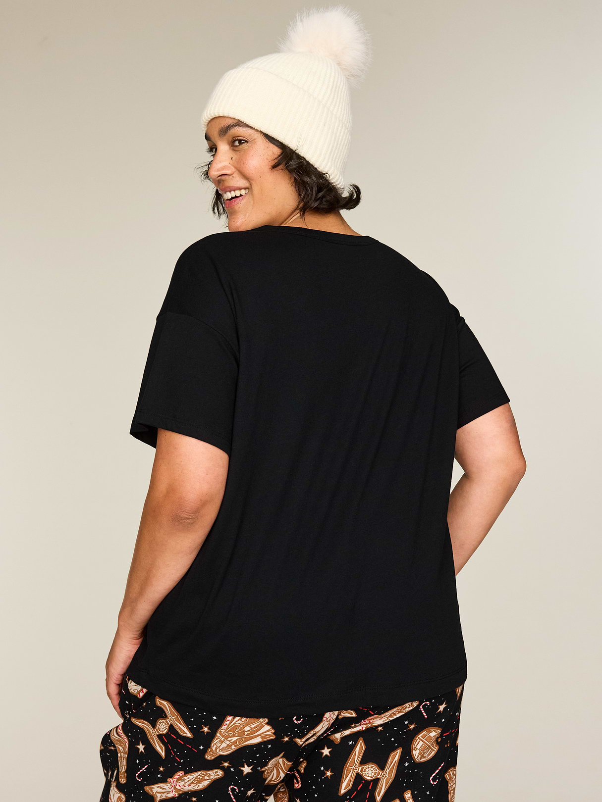 Old Navy x Disney Oversized Graphic T-Shirt for Women - Star Wars Cookie (Match the Fam!)