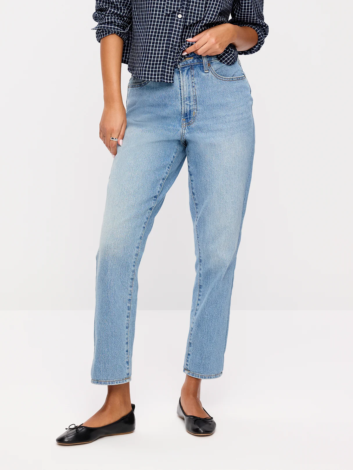 Curvy High-Waisted OG Straight Ankle Jeans - Faded Light Wash