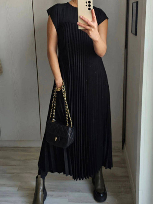 Round Neck Casual Pleated Dress