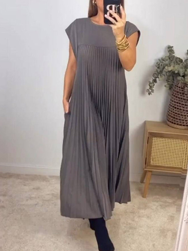  Round Neck Casual Pleated Dress