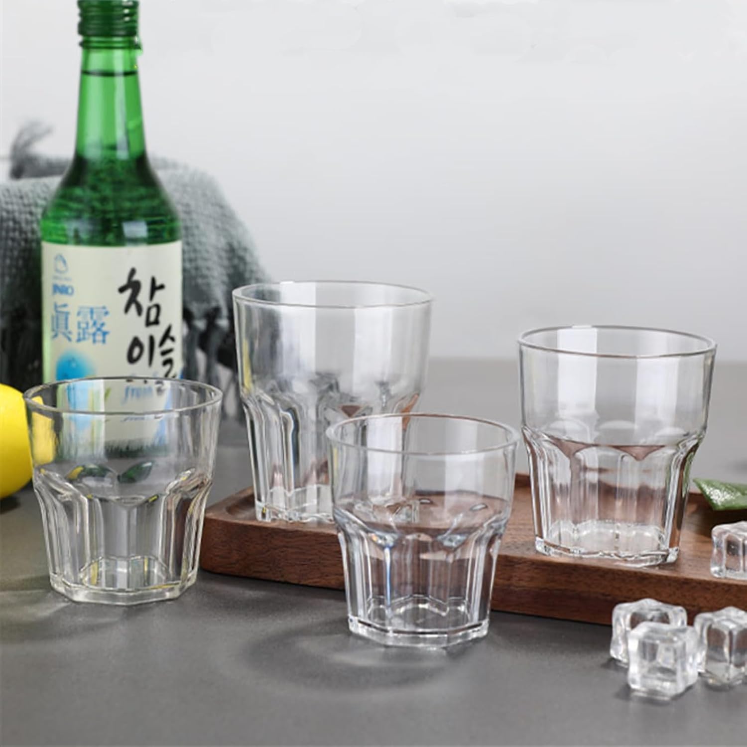 16 Pack 8 oz Plastic Drinking Glasses, BPA Free Unbreakable Juice Cups, Stackable Clear Beverages Iced Hot Tea Glassware for Cocktail
