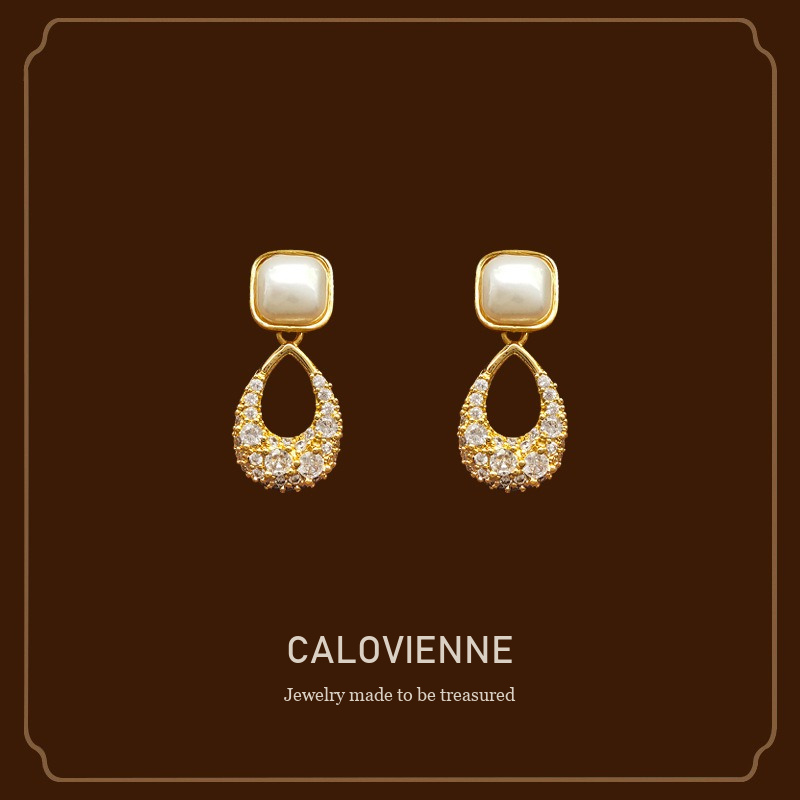 Aurelia Teardrop Cat-Eye Pavé Crystal Clip-On Earrings Calovienne cover image