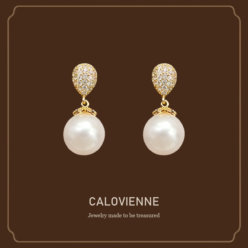 Élan Teardrop Pearl Crystal Clip-On Earrings Calovienne cover image