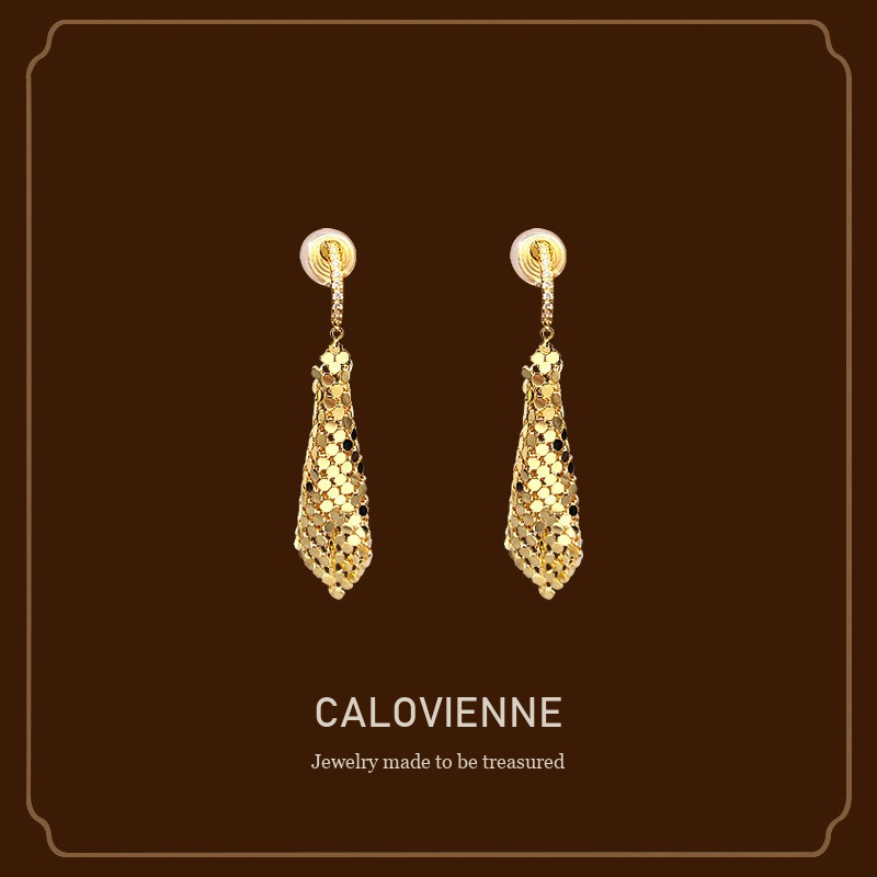 Amara Diamond-Shaped Geometric Clip-On Earrings Calovienne cover image