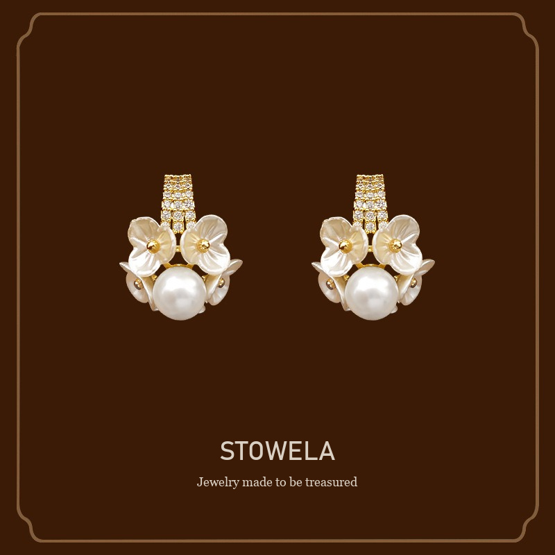 Amara Shell Pearl Clip-On Earrings product image 1