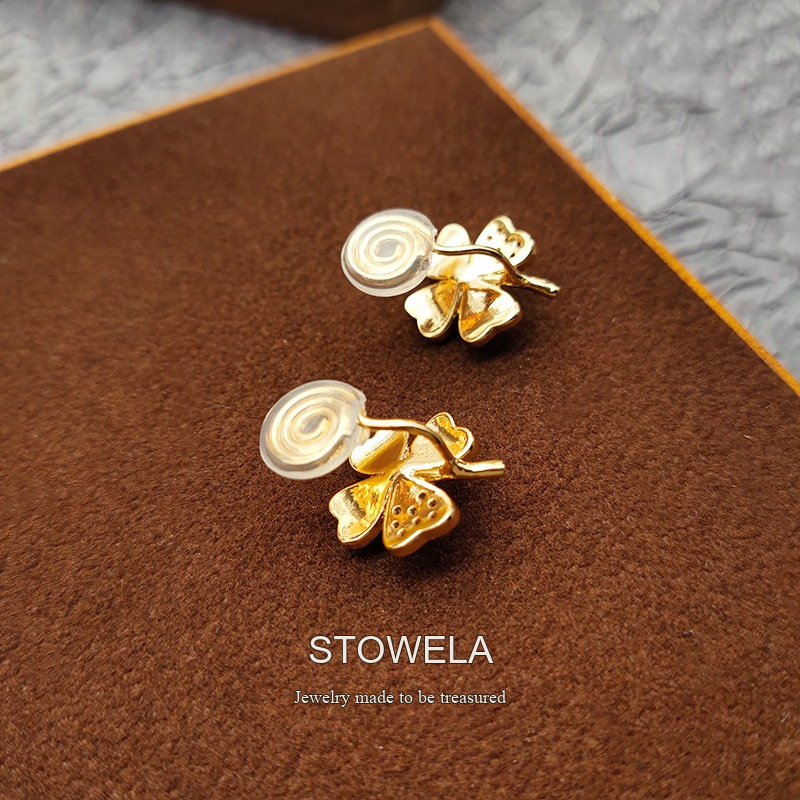 Aurelia Clover Clip-On Earrings product image 4