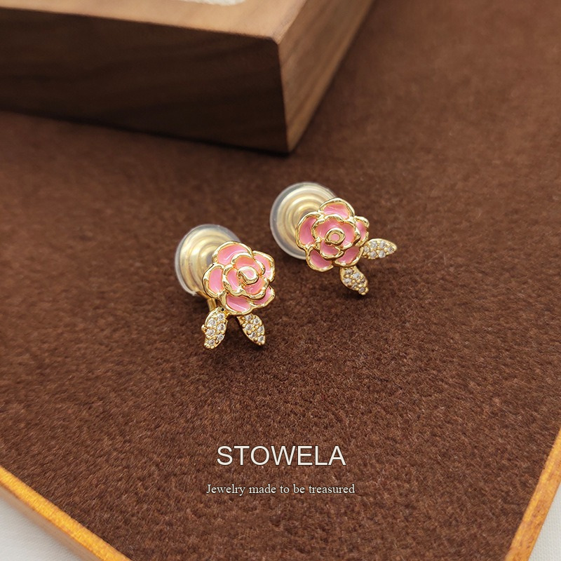 Lumière Floral Clip-On Earrings product image 6