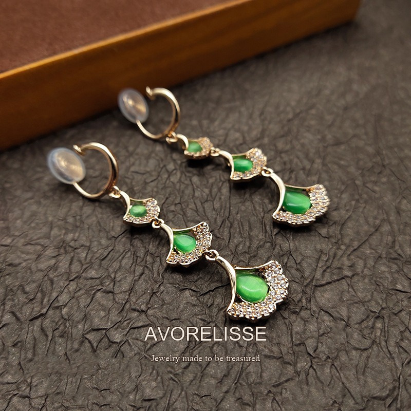 Amara Ginkgo Leaf Tassel Cat-Eye Threader Drop Earrings product image 4
