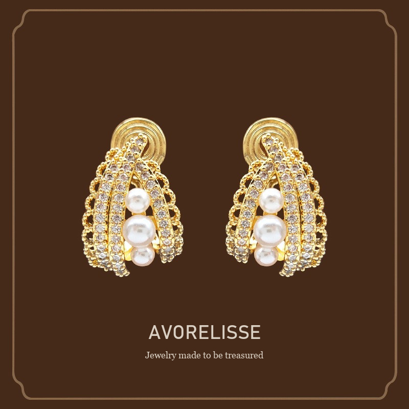 Noelle Pearl Clip-On Earrings — Edition 70 Avorelisse cover image
