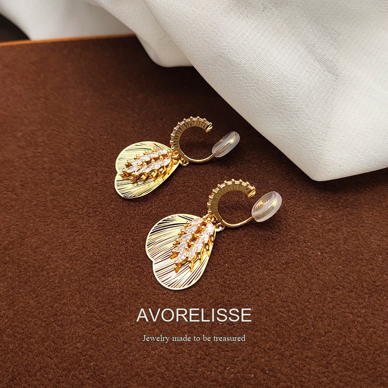 Seren Leaf Clip-On Drop Earrings product image 2