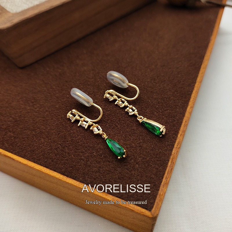 Vesper Sculptural Clip-On Earrings — Edition 71 product image 5