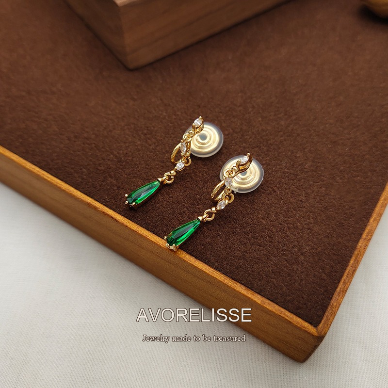 Vesper Sculptural Clip-On Earrings — Edition 71 product image 6