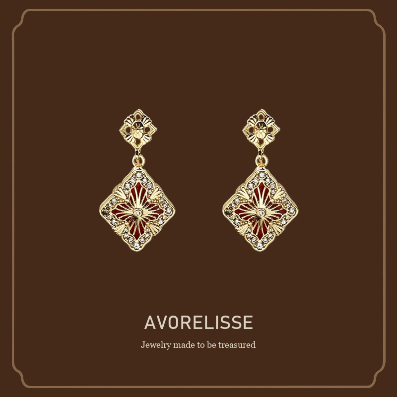 Aurelia Diamond-Shaped Clip-On Earrings product image 1