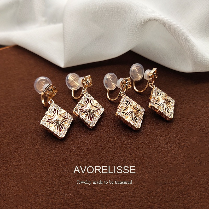 Aurelia Diamond-Shaped Clip-On Earrings product image 2