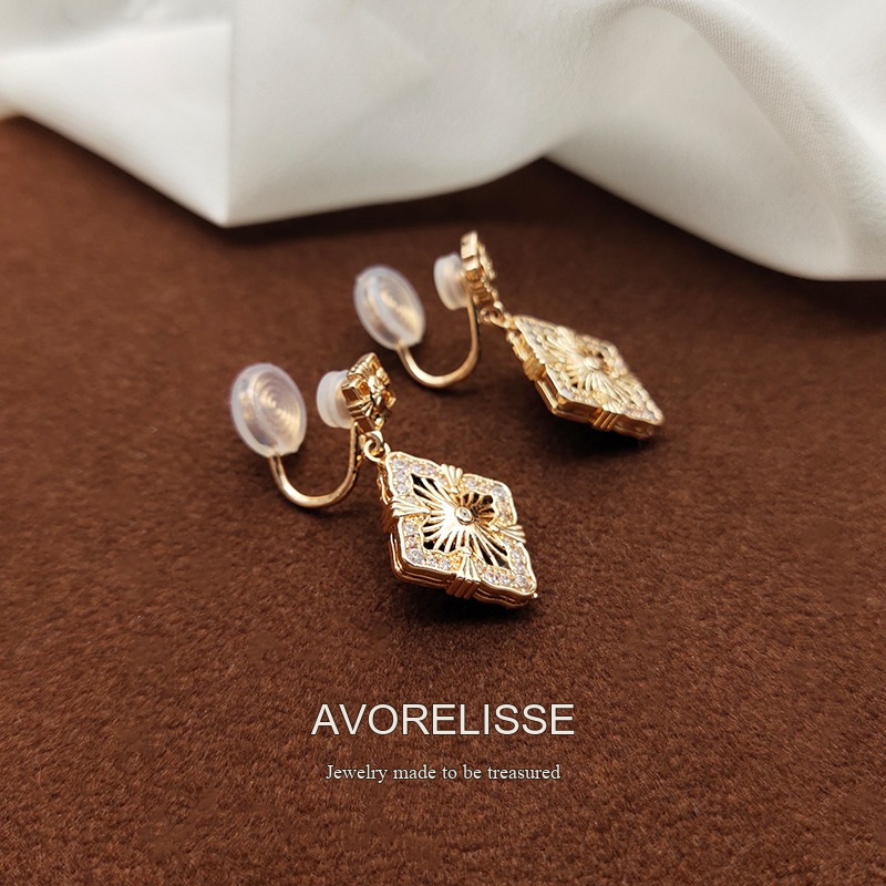 Aurelia Diamond-Shaped Clip-On Earrings product image 3