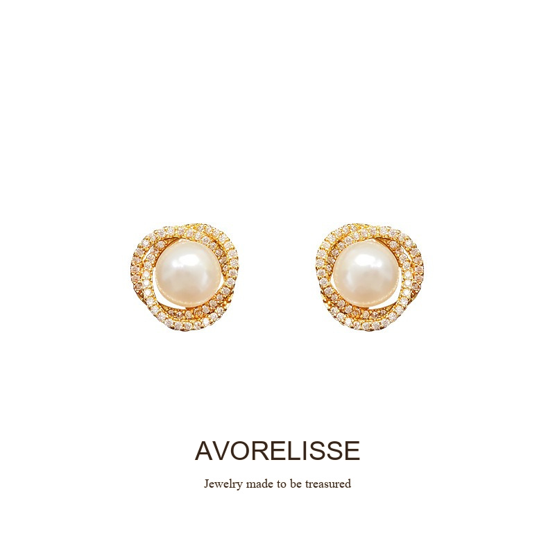 Seren Pearl Clip-On Earrings product image 8