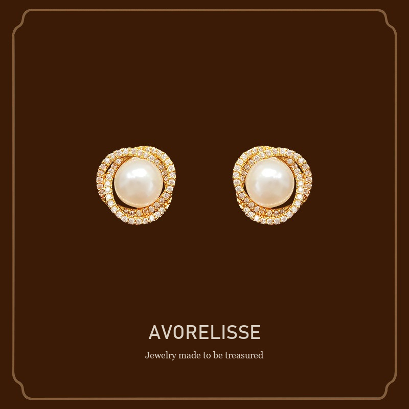 Seren Pearl Clip-On Earrings Avorelisse cover image