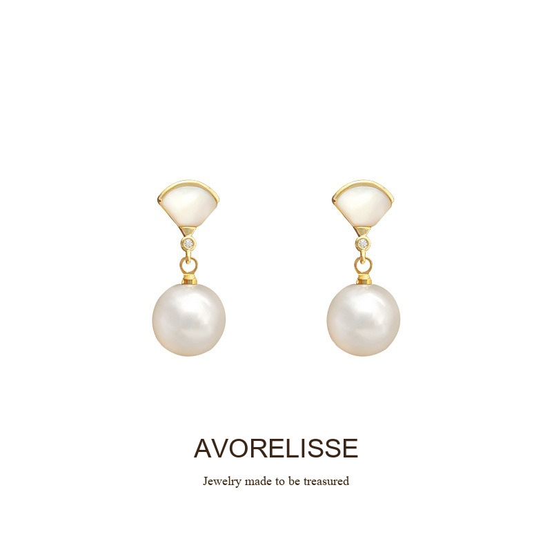 Noelle Pearl Clip-On Earrings — Edition 62 product image 8
