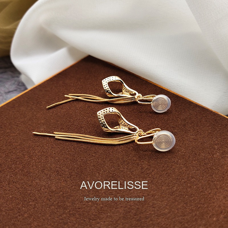 Vesper Tassel Diamond-Shaped Clip-On Drop Earrings product image 2