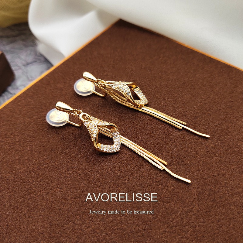 Vesper Tassel Diamond-Shaped Clip-On Drop Earrings product image 4