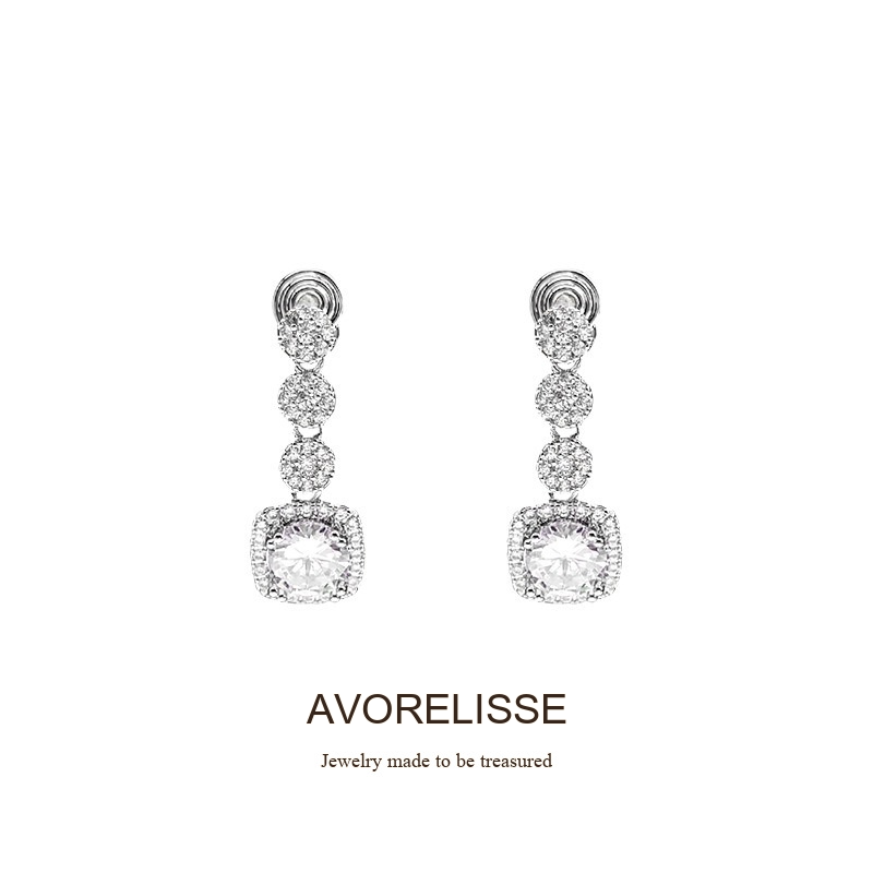 Amara Geometric Clip-On Earrings product image 7
