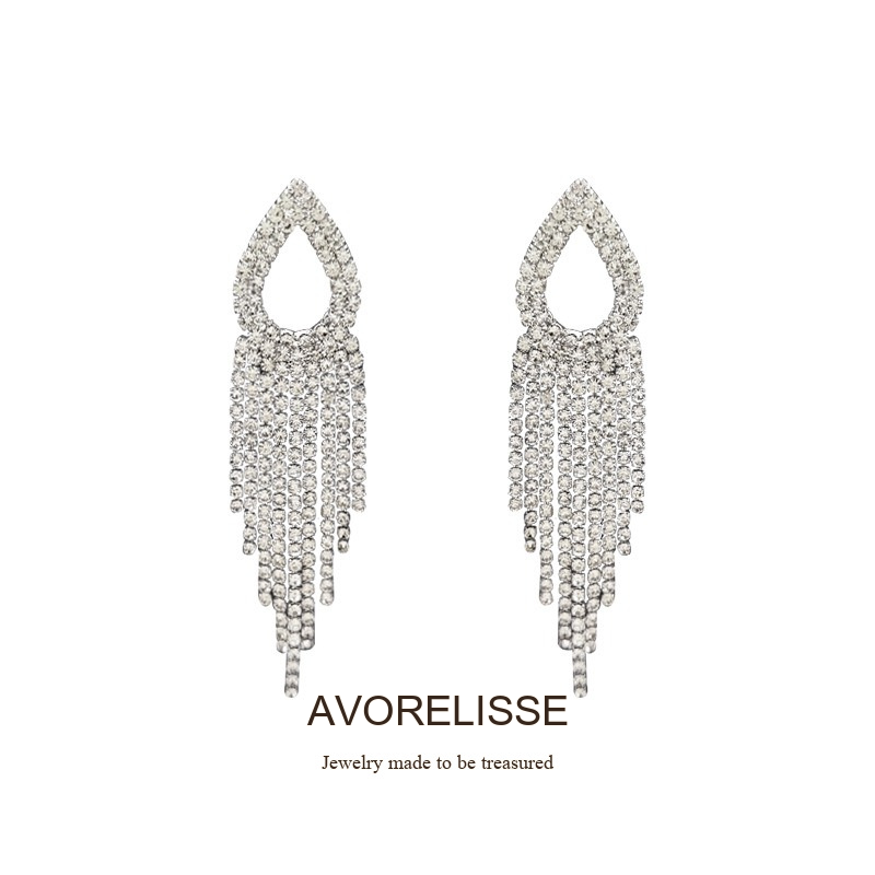 Élan Tassel Clip-On Drop Earrings — Edition 73 product image 7
