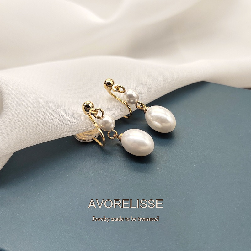 Élan Pearl Clip-On Earrings product image 6
